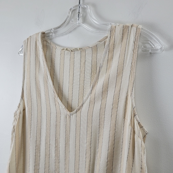 Japna Neutral Stripe V-Neck Peplum Top - Picture 3 of 5
